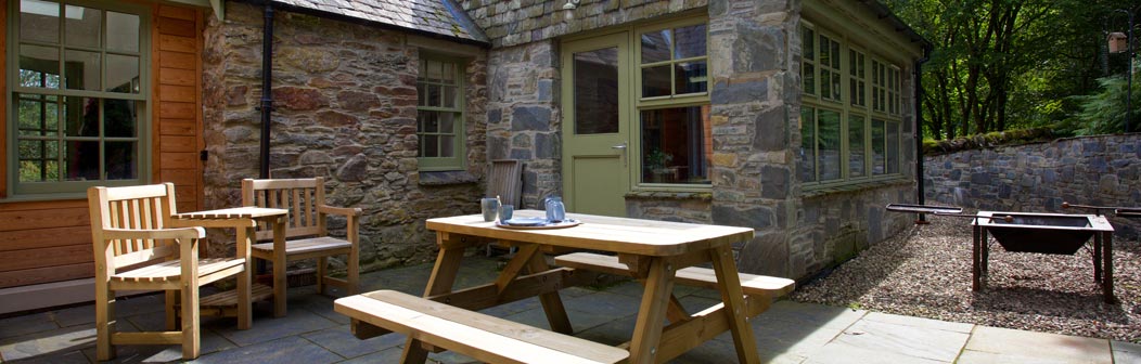 Meadowbank Cottage Patio 